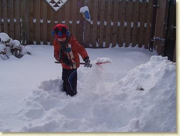 20091221 Sneeuwscheppen 2